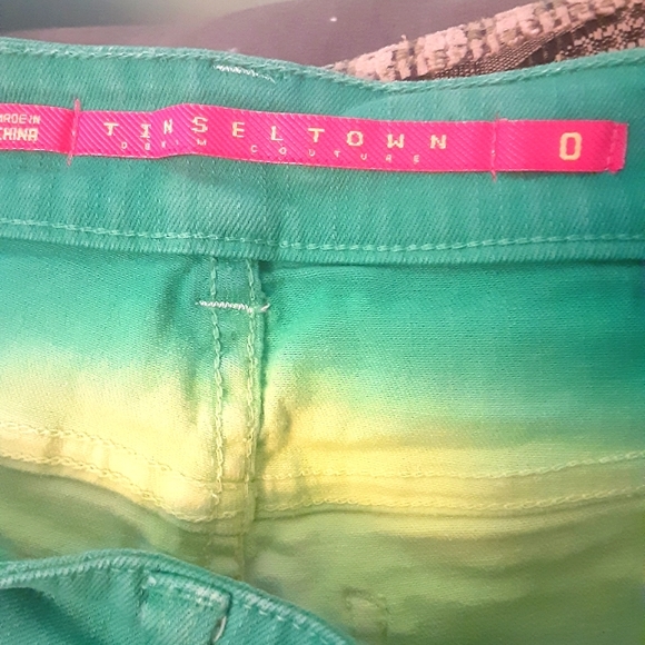 Tinsel Town Denim Shorts size 0 - Picture 4 of 8